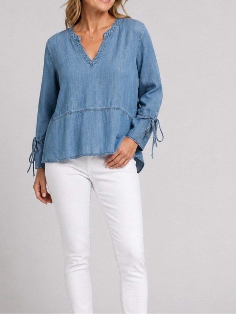 cloth & stone Light Blue Tie-Sleeve V-Neck Chambray Blouse